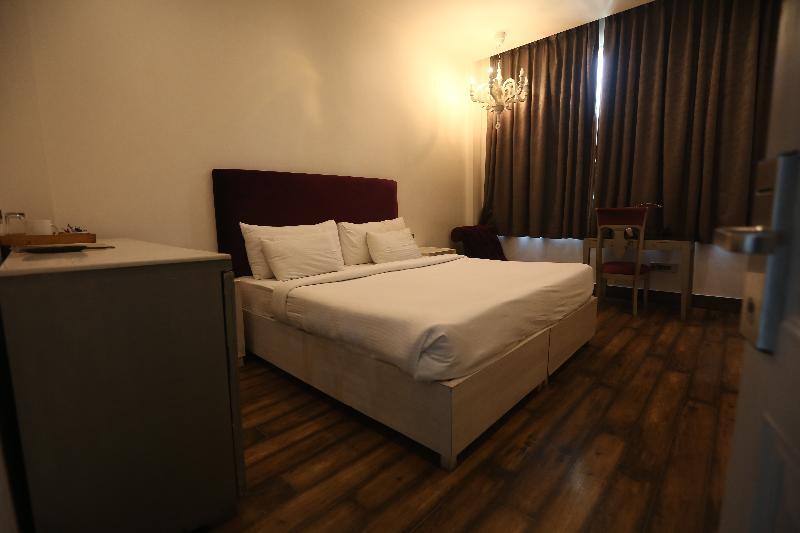 Satvik By Chhabra Otel Yeni Delhi Dış mekan fotoğraf